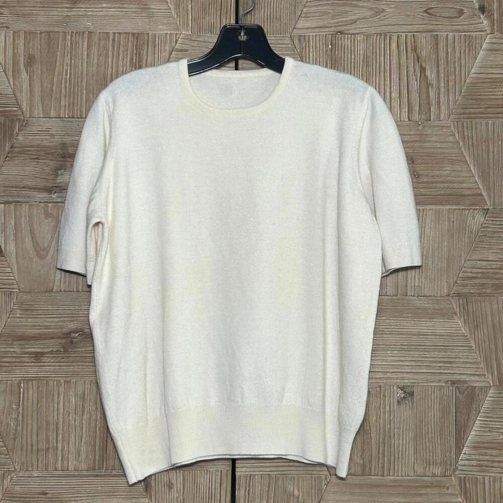 Women's Cream Short Sleeve Sweater Size S/M Light Academia